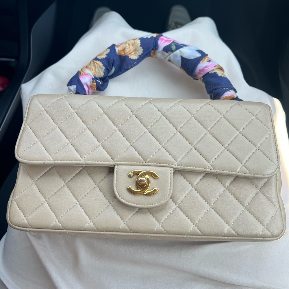 Rare Vintage Chanel Kelly top handle bag 24k Gold Hardware - Picture 4 of 17